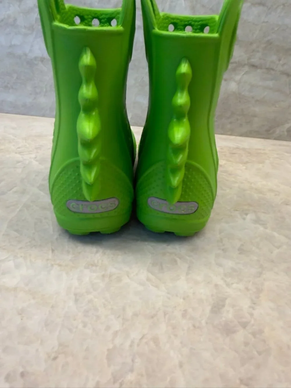 Crocs Kids Green Dinosaur Rain Boots Size C6